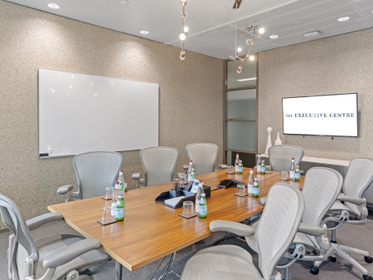 Three International Towers 3 Person Office 