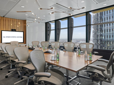 Three International Towers Coworking Desk 